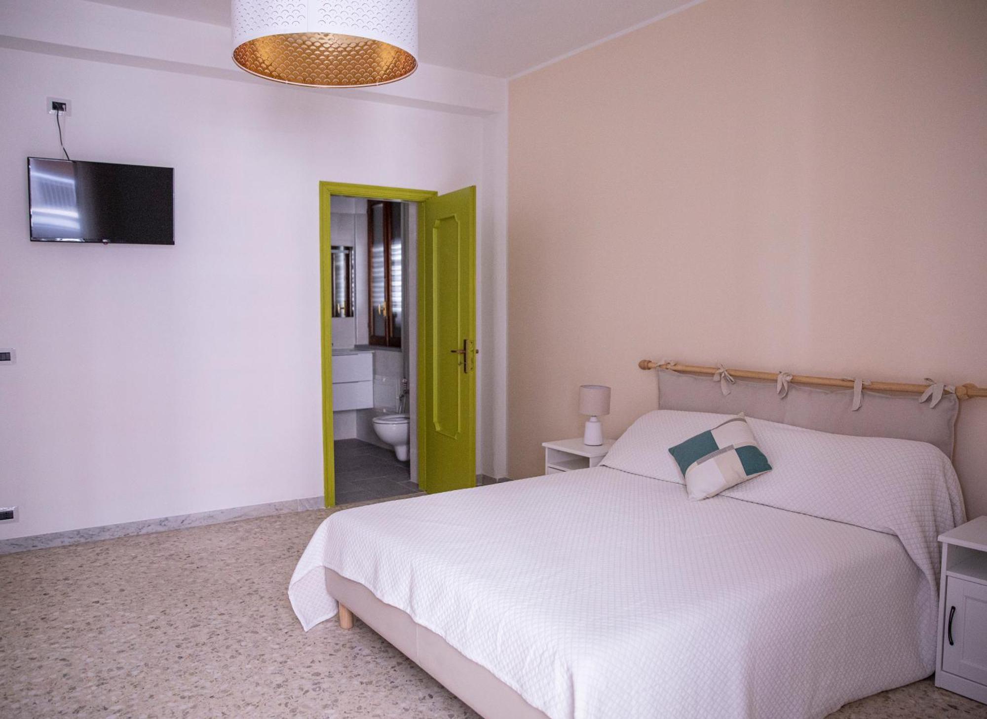 Green Rooms Bari Exterior foto